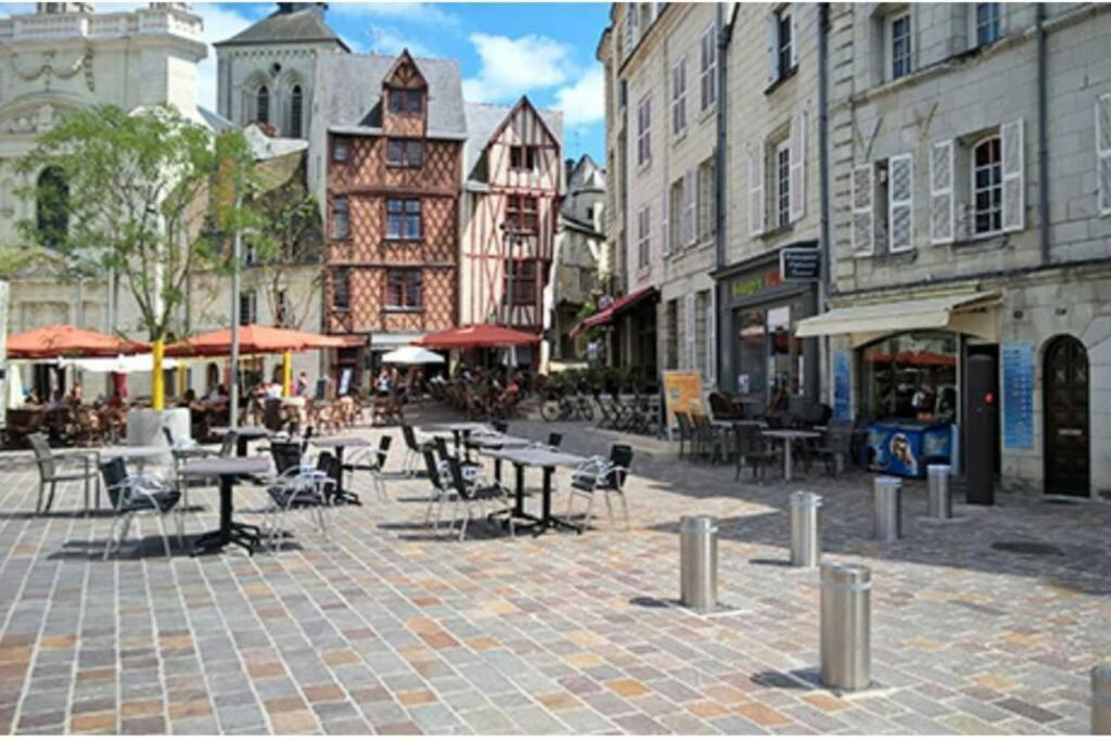 Appart Centre Ville Bords De Loire Saumur Εξωτερικό φωτογραφία