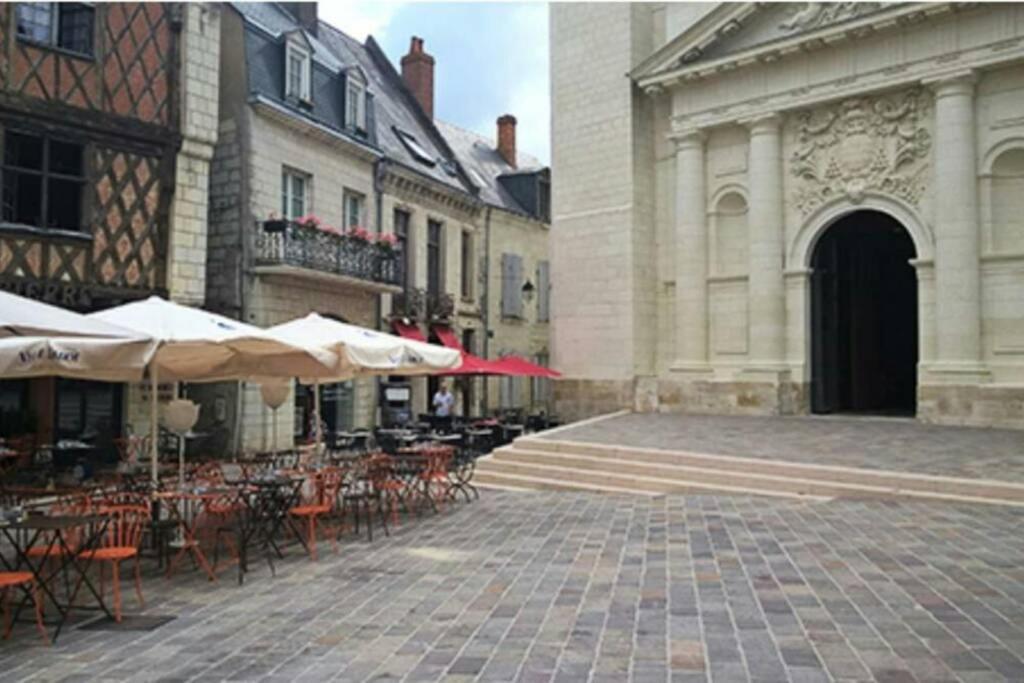 Appart Centre Ville Bords De Loire Saumur Εξωτερικό φωτογραφία